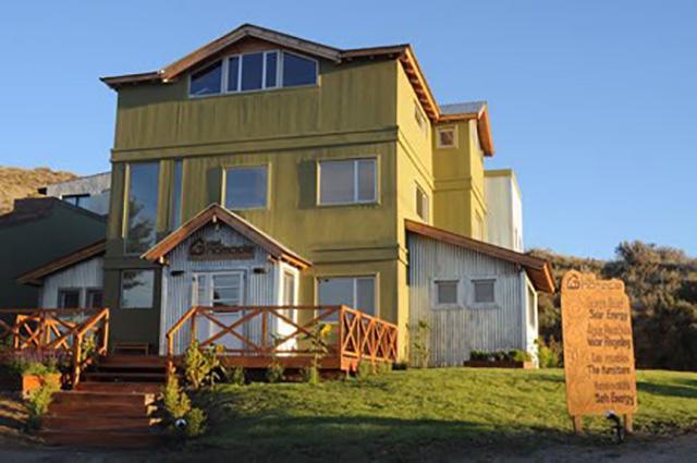 Del Nomade Hosteria Ecologica Puerto Pirámides Zewnętrze zdjęcie